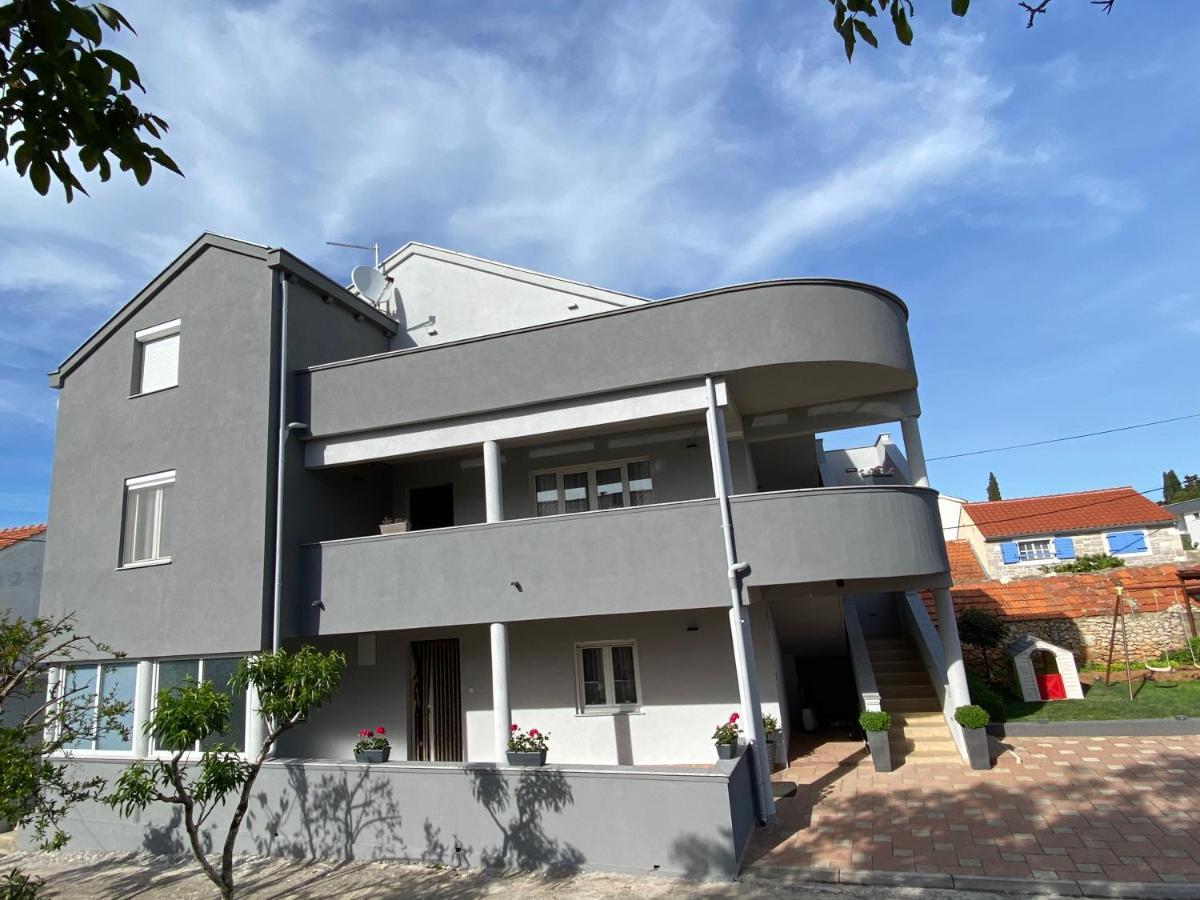 Apartments Nada ซูโกชัน ภายนอก รูปภาพ