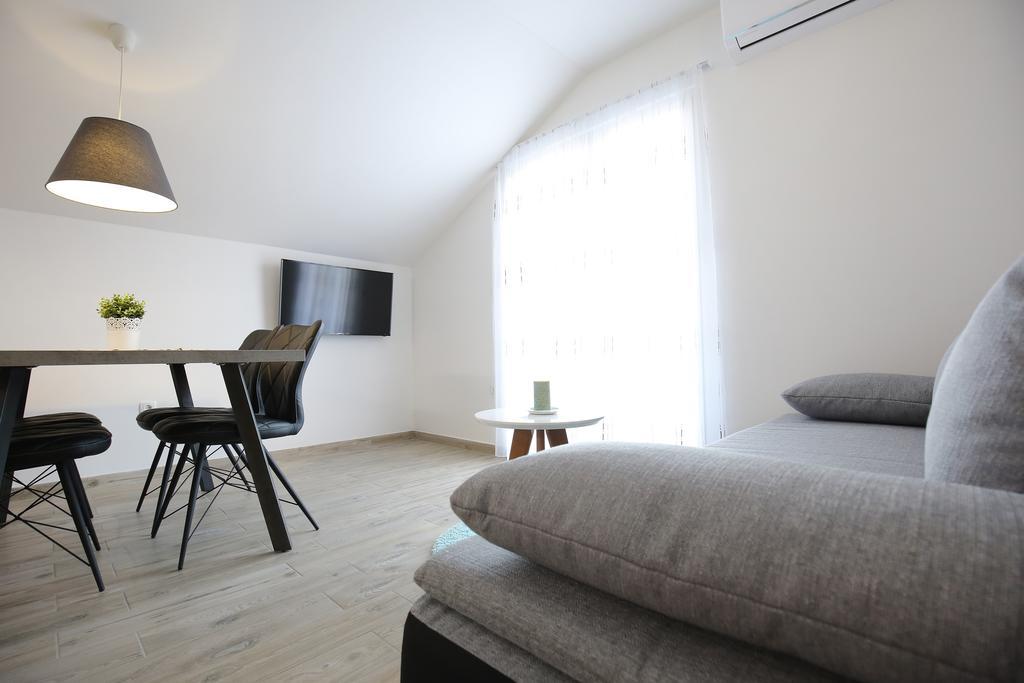 Apartments Nada ซูโกชัน ภายนอก รูปภาพ
